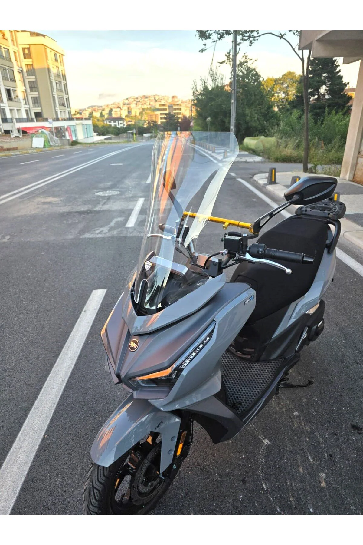 Sym JET 14 EVO 200 PLUS Ön Cam 2023-2026 Model 58cm Şeffaf Renkli