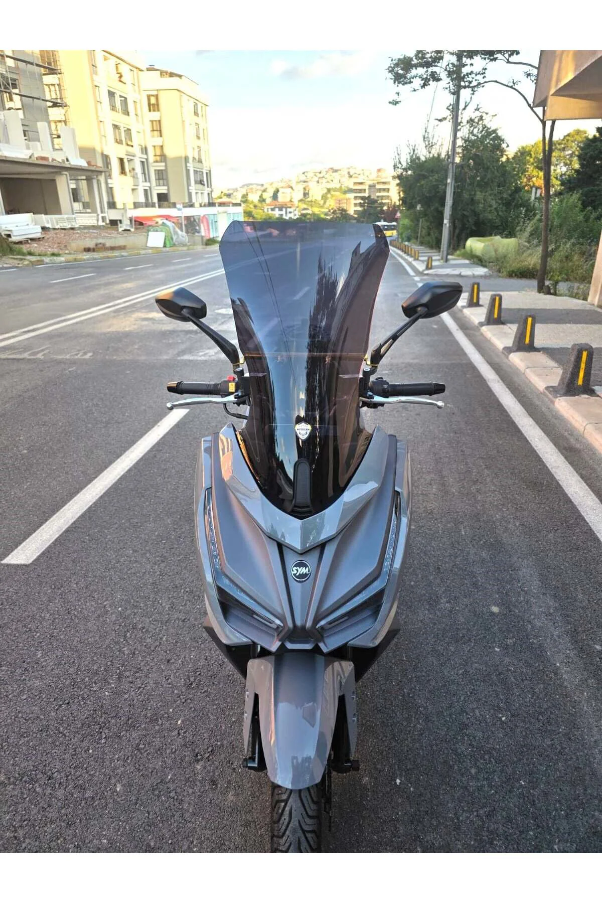 Sym JET 14 EVO 200 PLUS Ön Cam 2023-2026 Model 58cm Siyah Renkli 