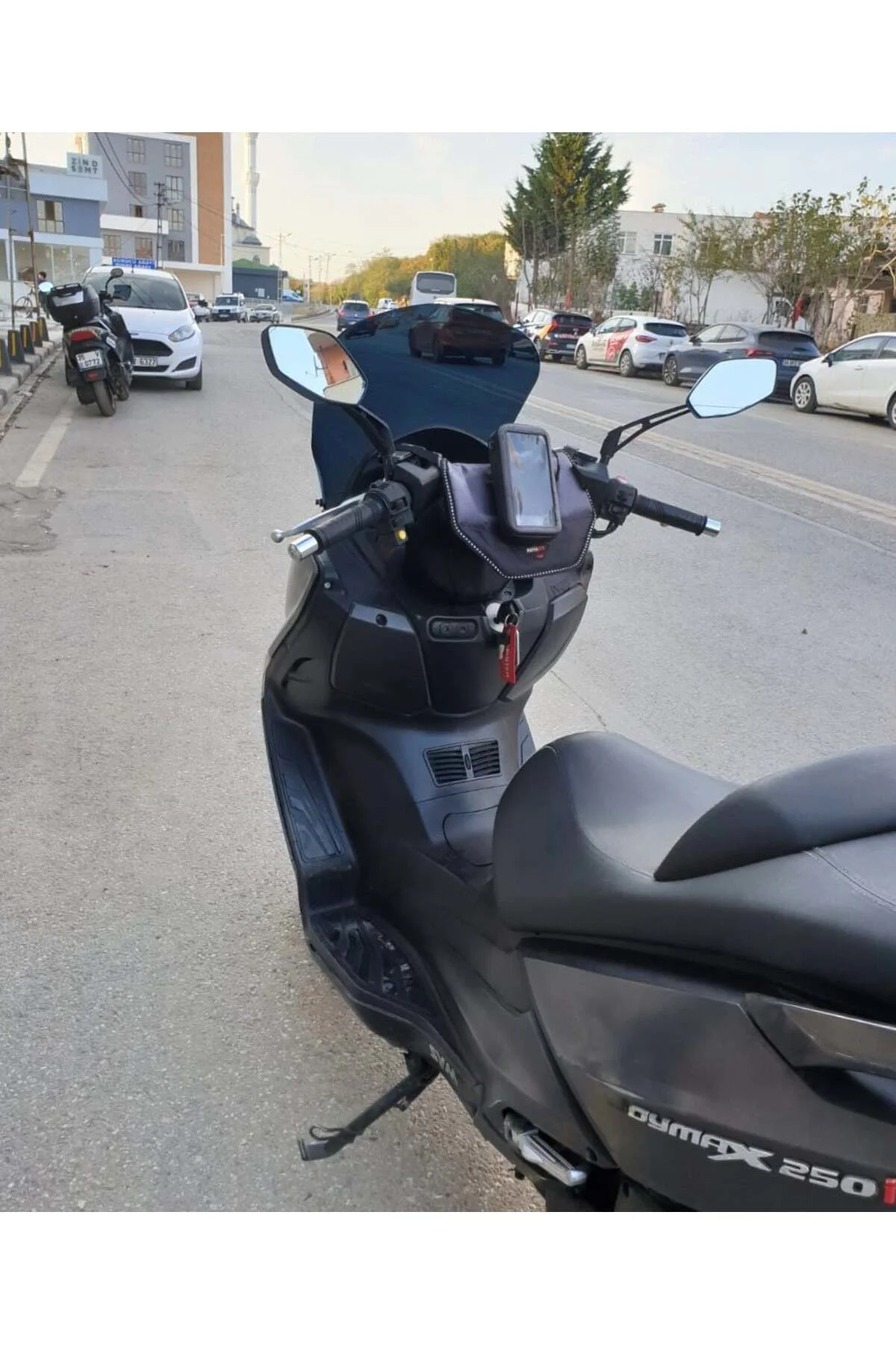 SYM Joymax 250 İ Ön Cam 2013-2016 Model 54cm Siyah Renkli 4mm SPO