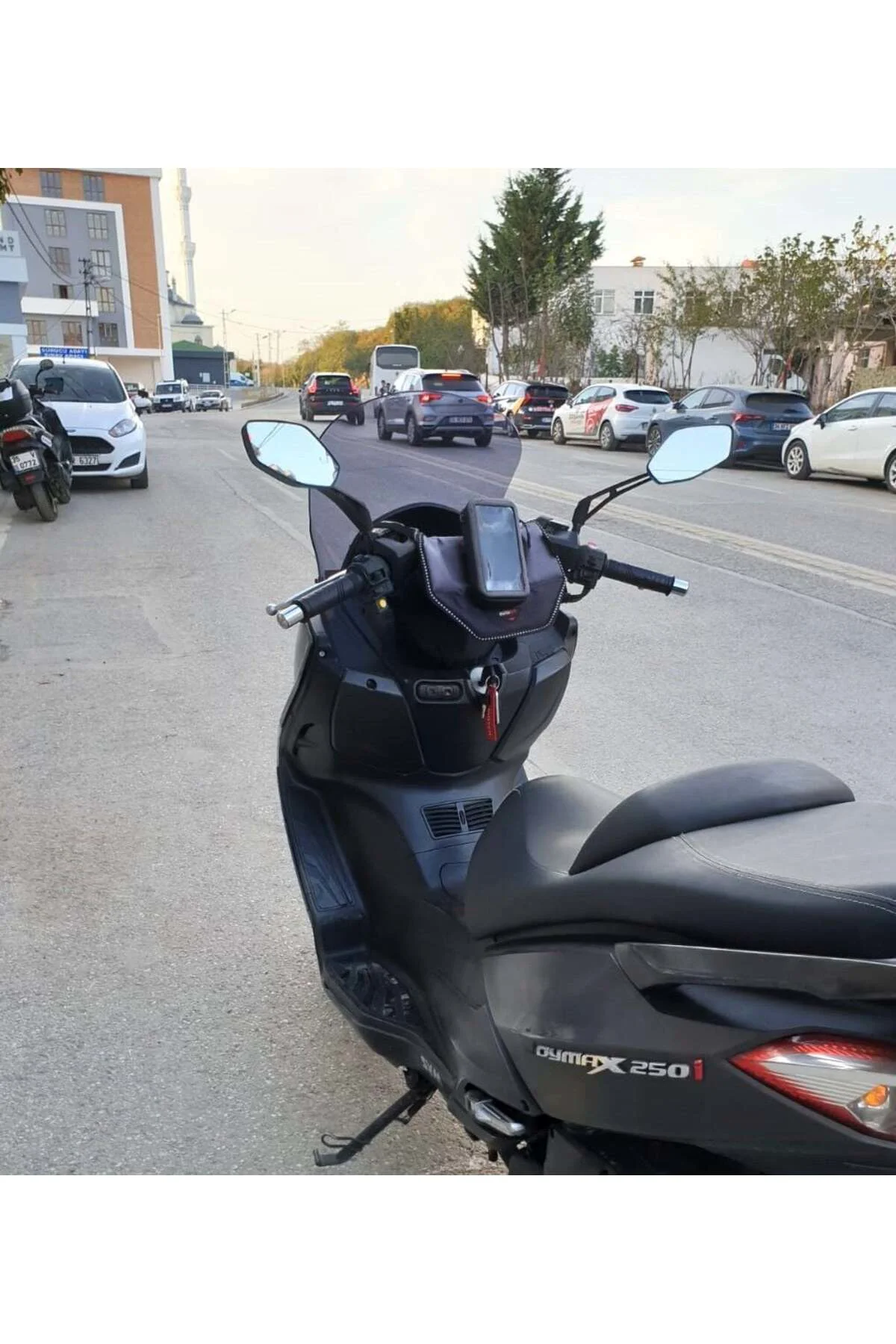 SYM Joymax 250 İ Ön Cam 2013-2016 Model 54cm Füme Renkli 4mm SPOR