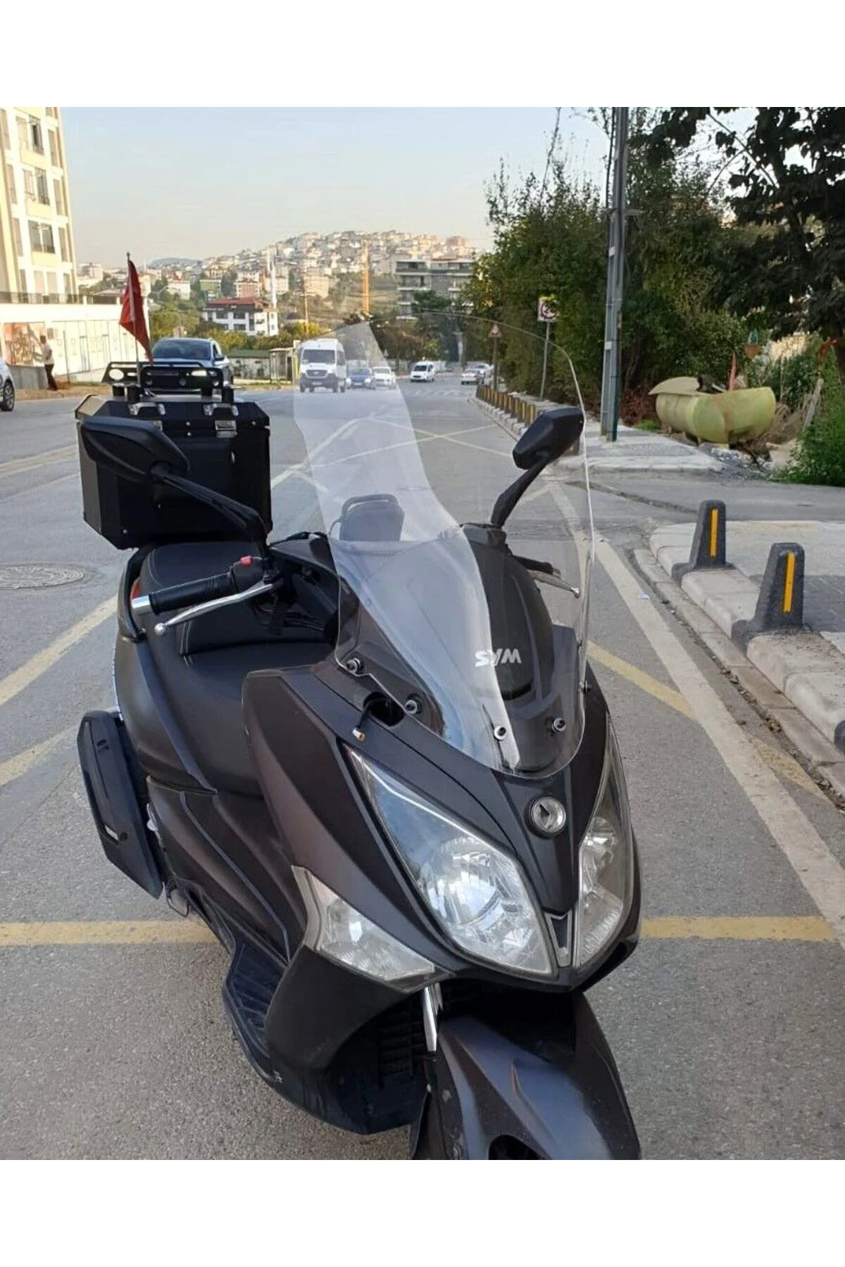 SYM Joymax 250 İ Ön Cam 2013-2016 Model 75cm Şeffaf Renkli 4mm UZ