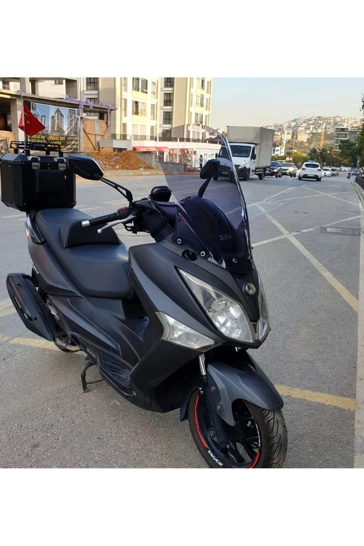 SYM Joymax 250 İ Ön Cam 2013-2016 Model 75cm Füme Renkli 4mm UZUN
