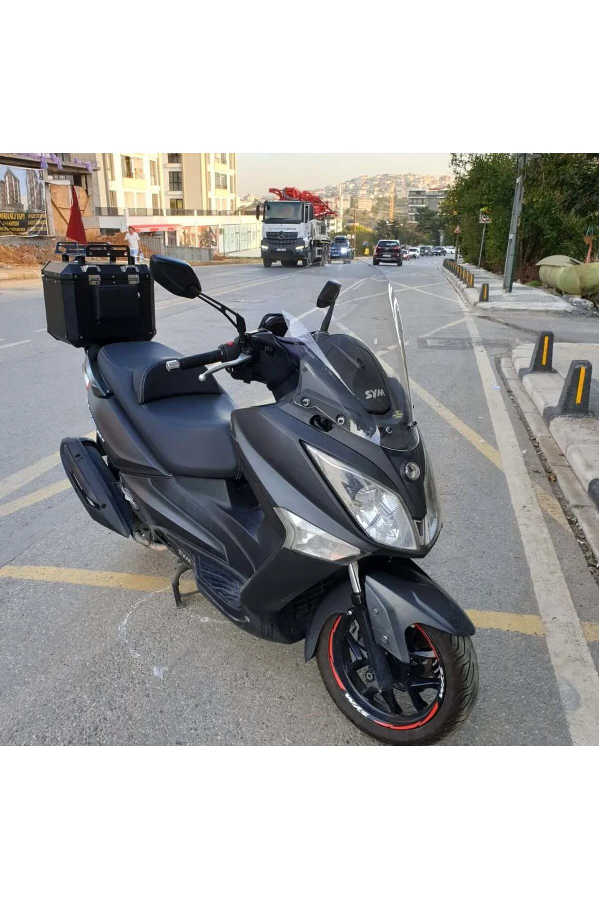SYM Joymax 250 İ Ön Cam 2013-2016 Model 54cm Şeffaf Renkli 4mm SP