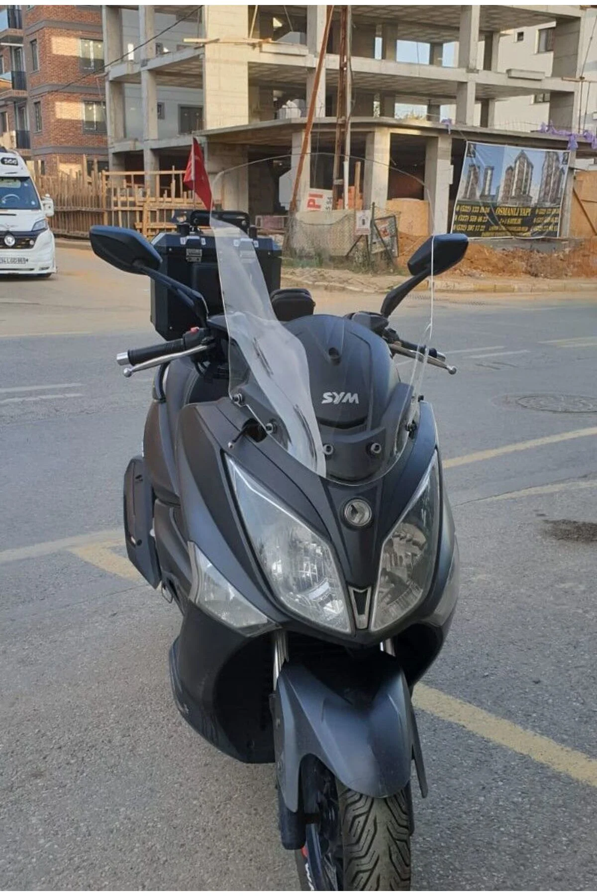 SYM Joymax 250 İ Ön Cam 2013-2016 Model 65cm Şeffaf Renkli 4mm OR