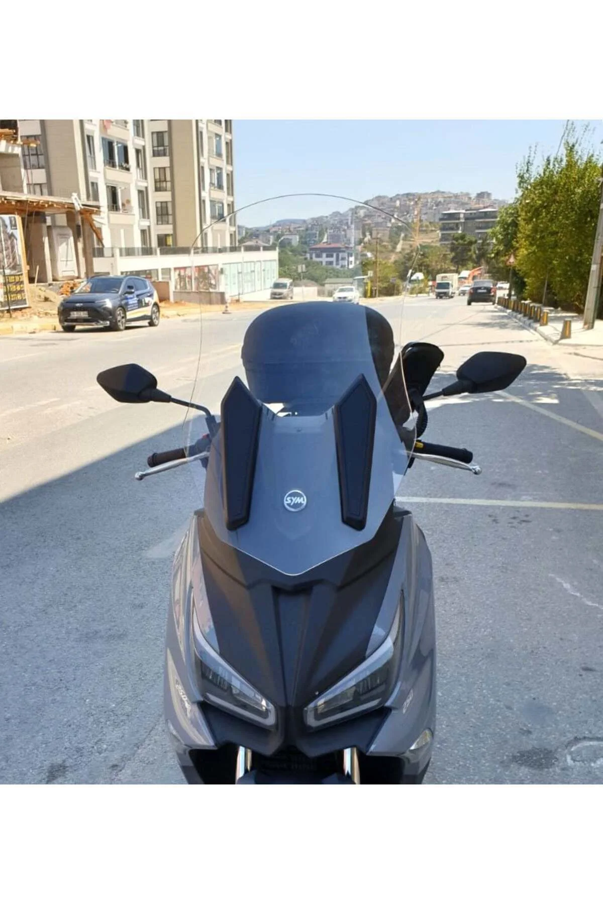 SYM Joymax Z Plus Ön Cam 2023-2026 Model 70cm Şeffaf Renkli 4mm