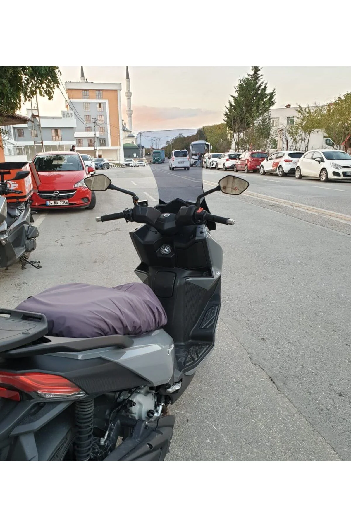 SYM Joyride 300 Ön Cam 2023-2026 Model 75cm Füme Renkli 4mm UZUN