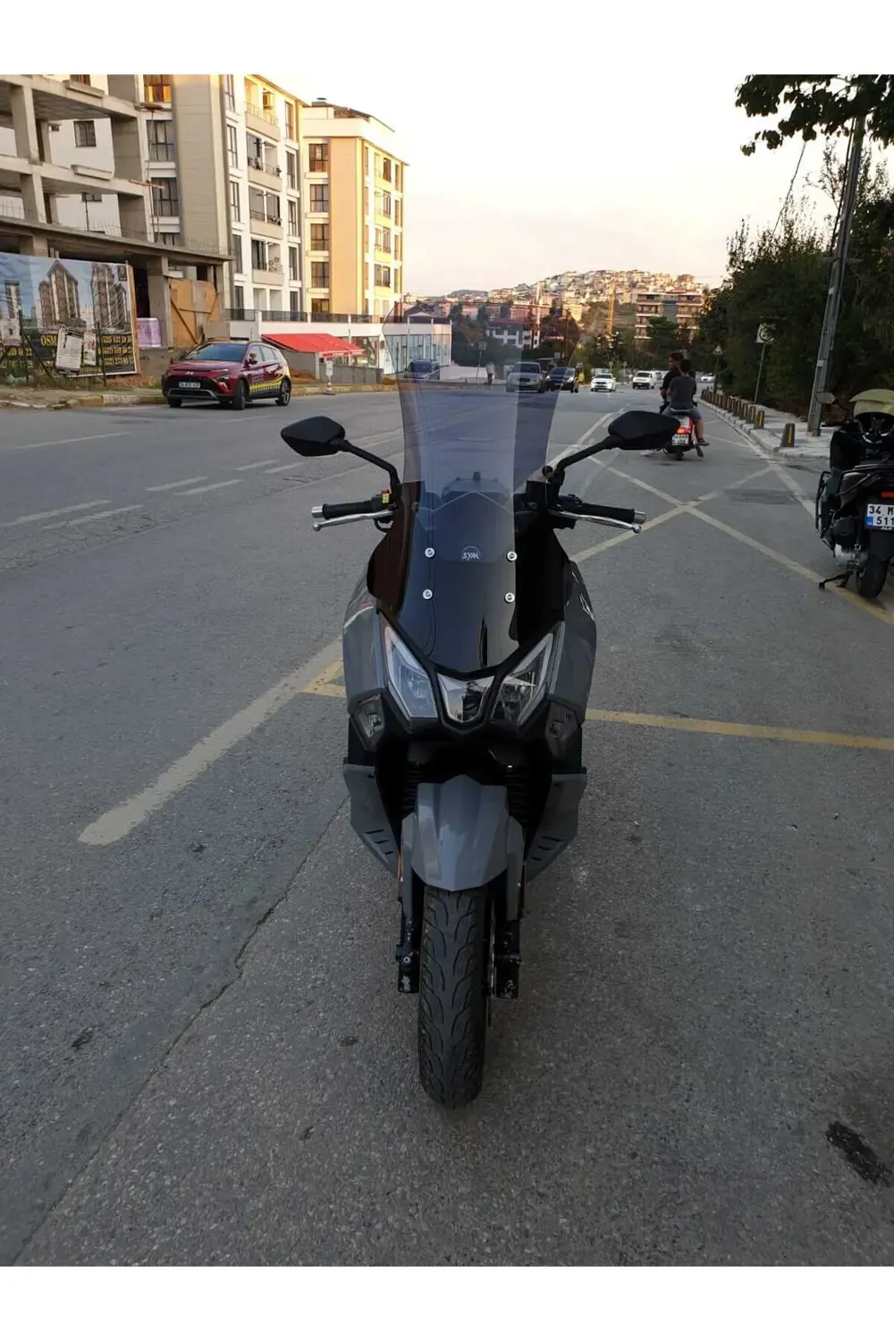 Sym Joyride 300 Ön Cam 2023 2024 Model 75cm Açıkfüme Renkli 4mm U