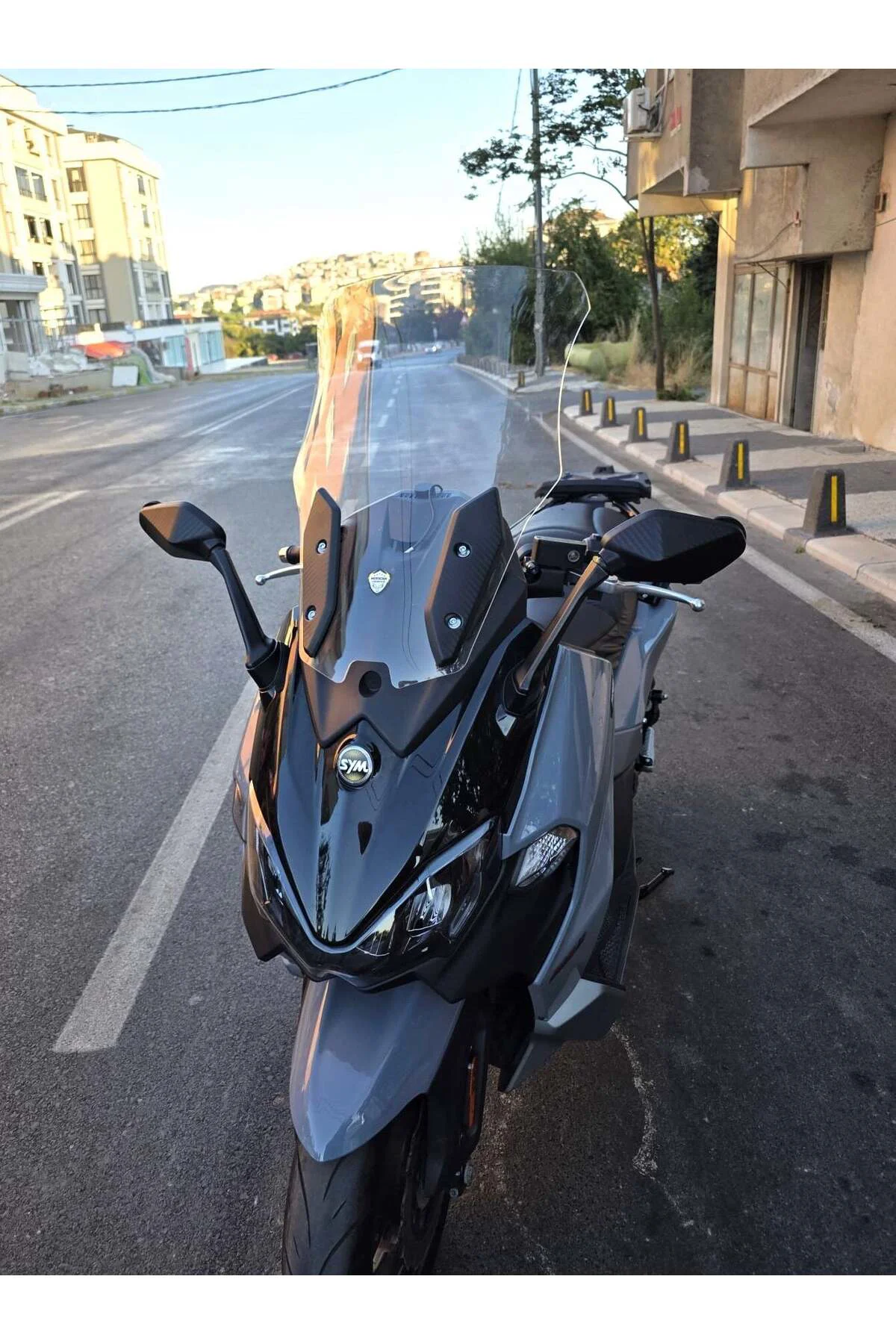 Sym Maxsym TL 508 Ön Cam 2022-2026 Model 65cm Şeffaf Renkli 4mm