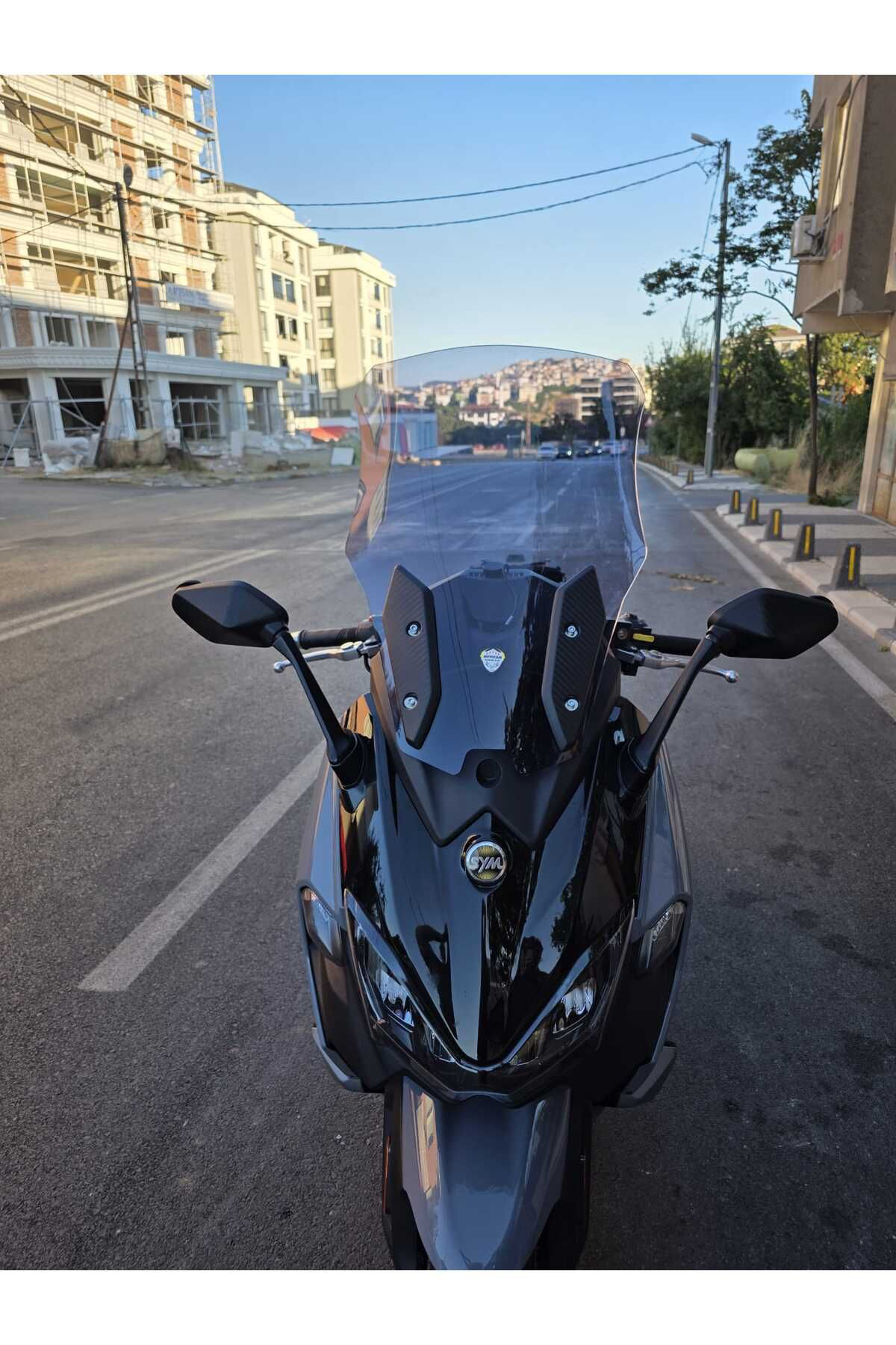 Motocam Sym Maxsym Tl 508 Siperlik Ön Cam 2022-2025 Model 65Cm Füme Renkl