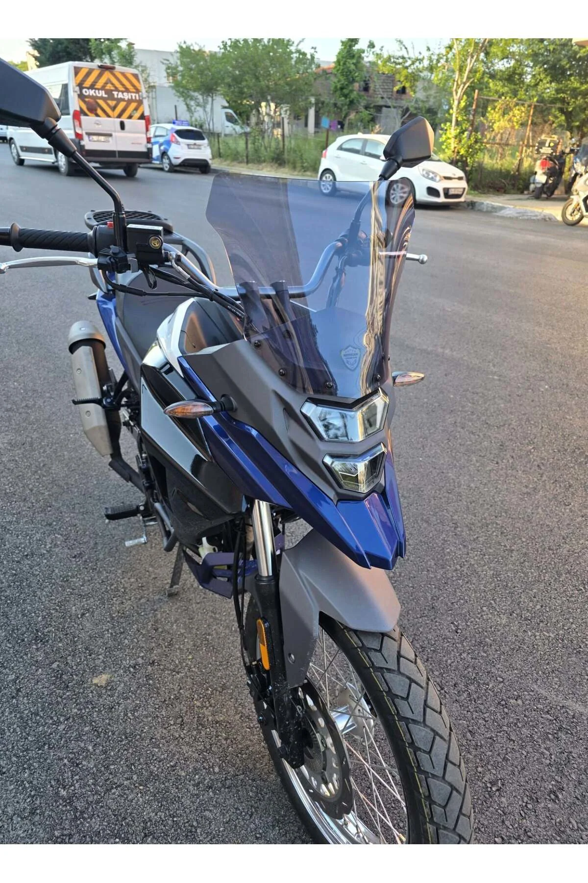 SYM NHT 200 Ön Cam 2023-2026 Model 30cm Füme Renkli 4mm SPORTİF