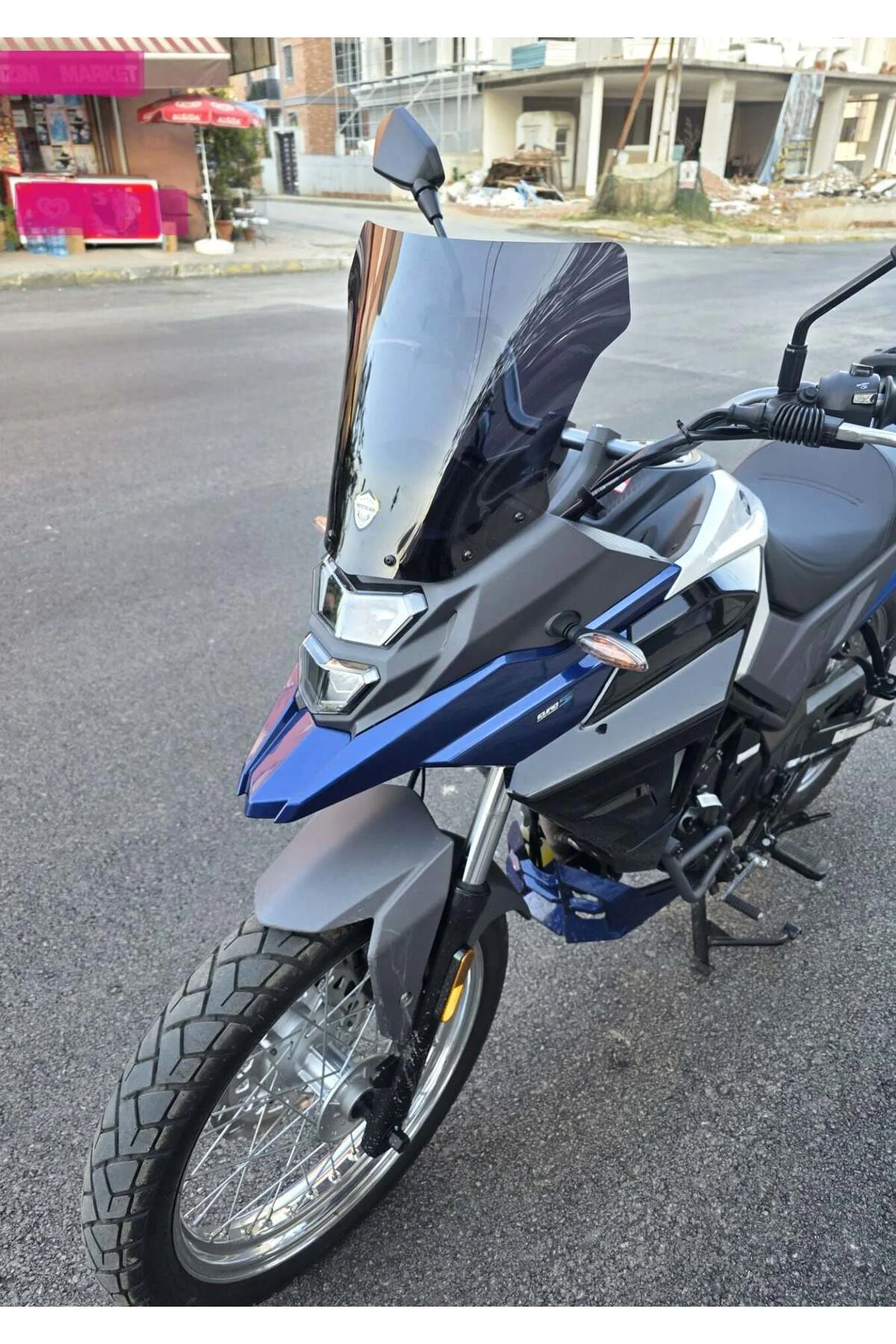 SYM NHT 200 Ön Cam 2023-2026 Model 30cm Siyah Renkli 4mm SPORTİF