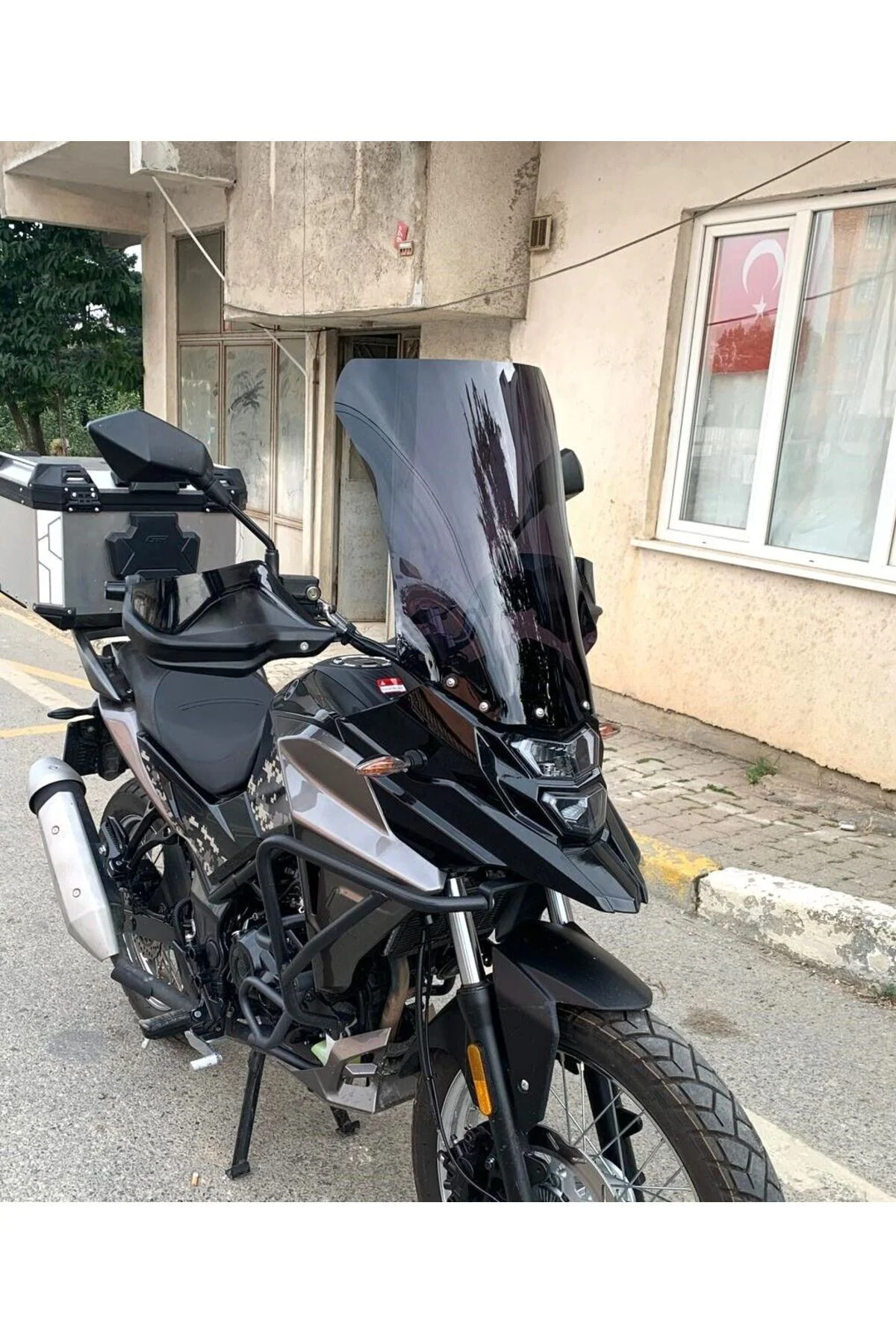 SYM NHT 200 Ön Cam 2023-2026 Model 50cm Siyah Renkli 4mm