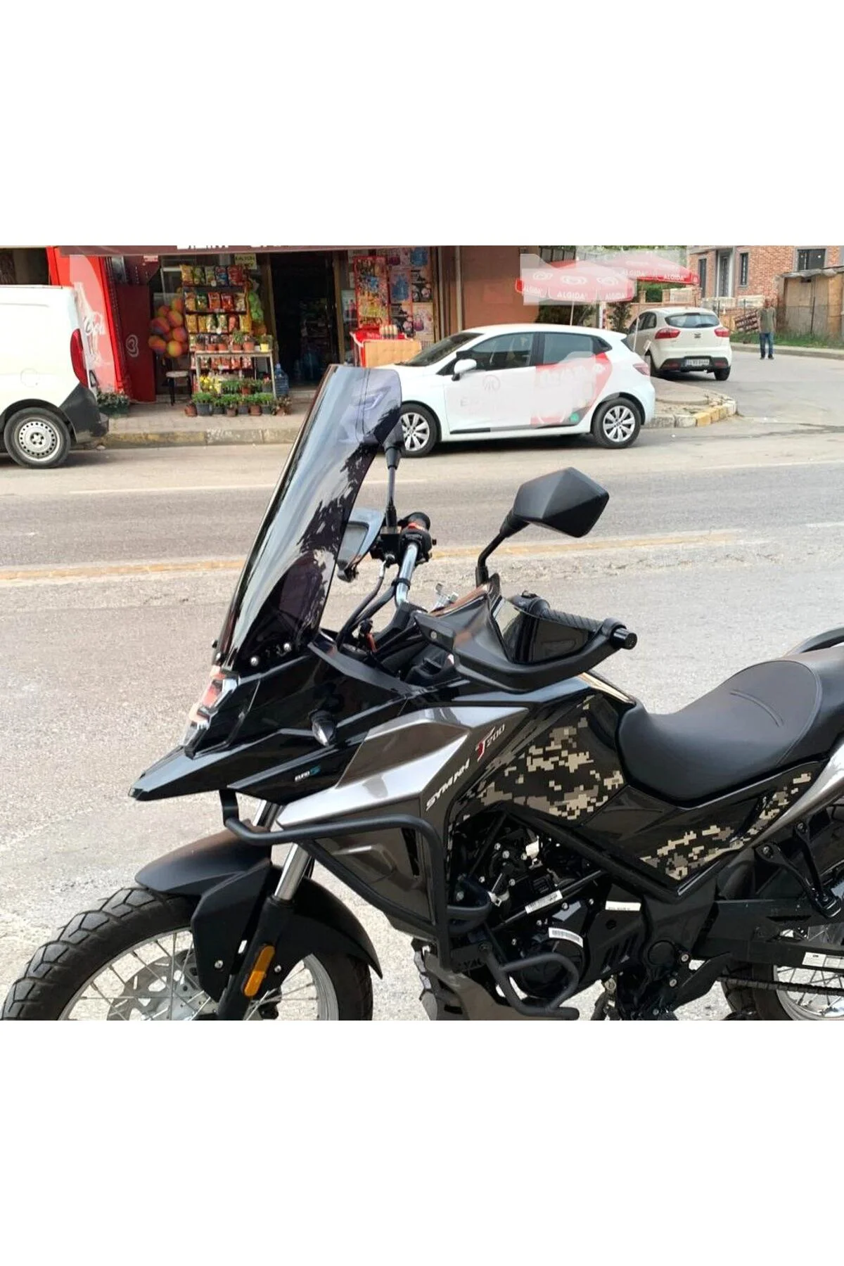 SYM NHT 200 Ön Cam 2023-2026 Model 50cm Siyah Renkli 4mm