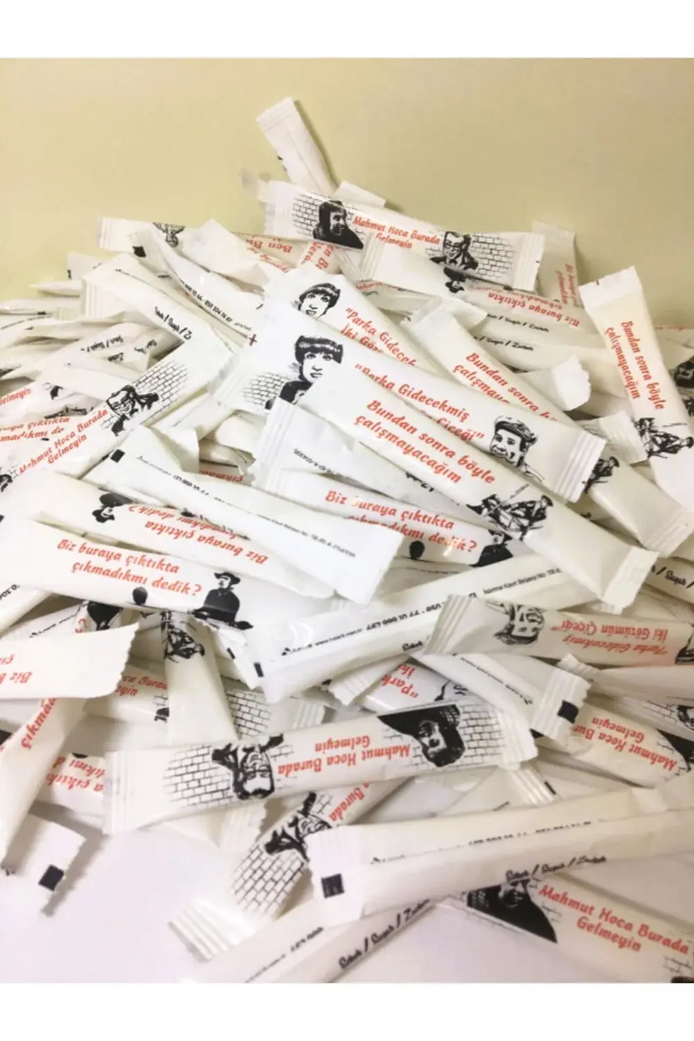 T-pack Yeşilçam Serisi Stick Şeker 3 Gr. X 1000 Adet 3 Kg