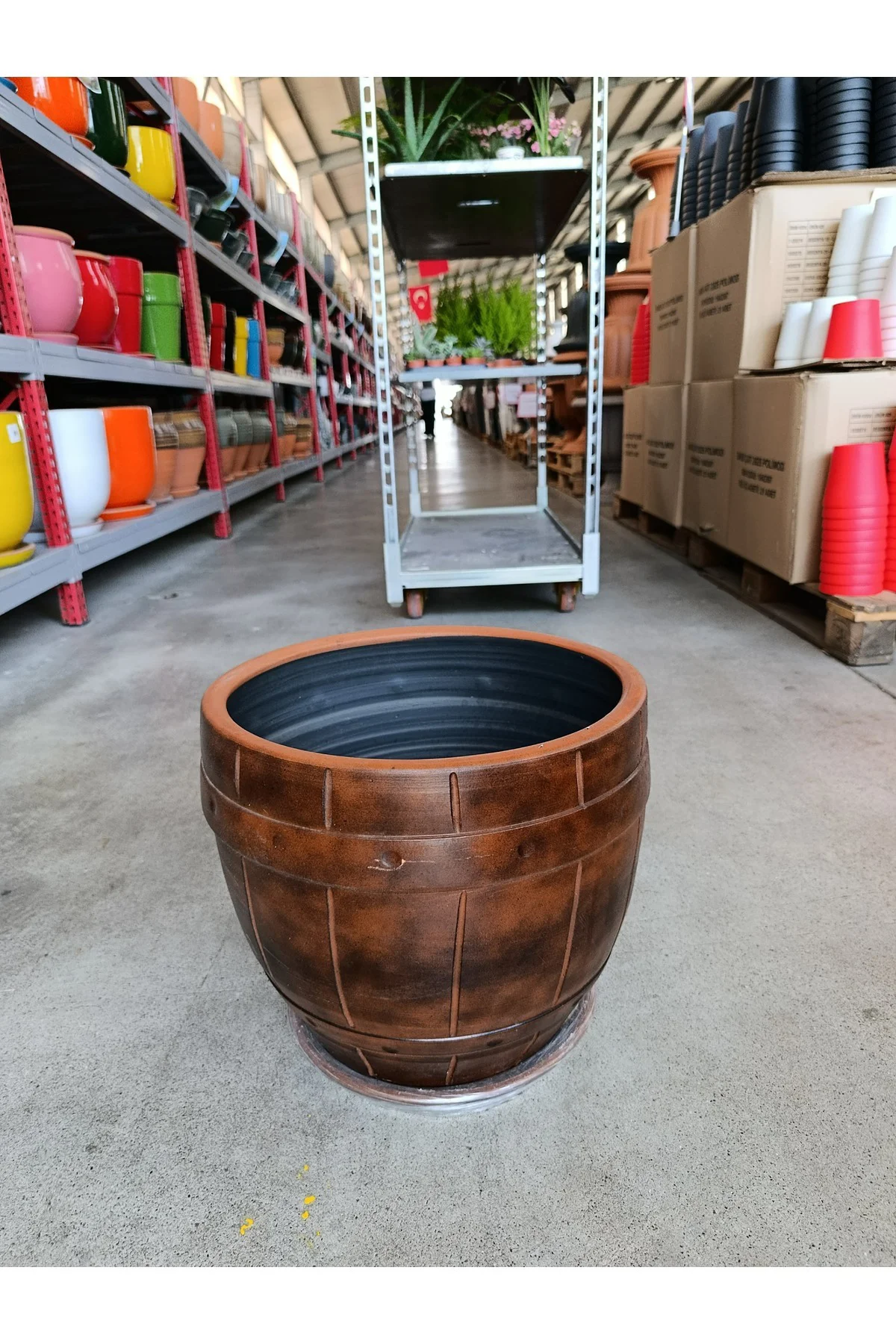 Tabaklı 60 Litre Kahverengi Taş Saksı Tabaklı 60 Litre Kahverengi Taş Saksı - Görsel 5