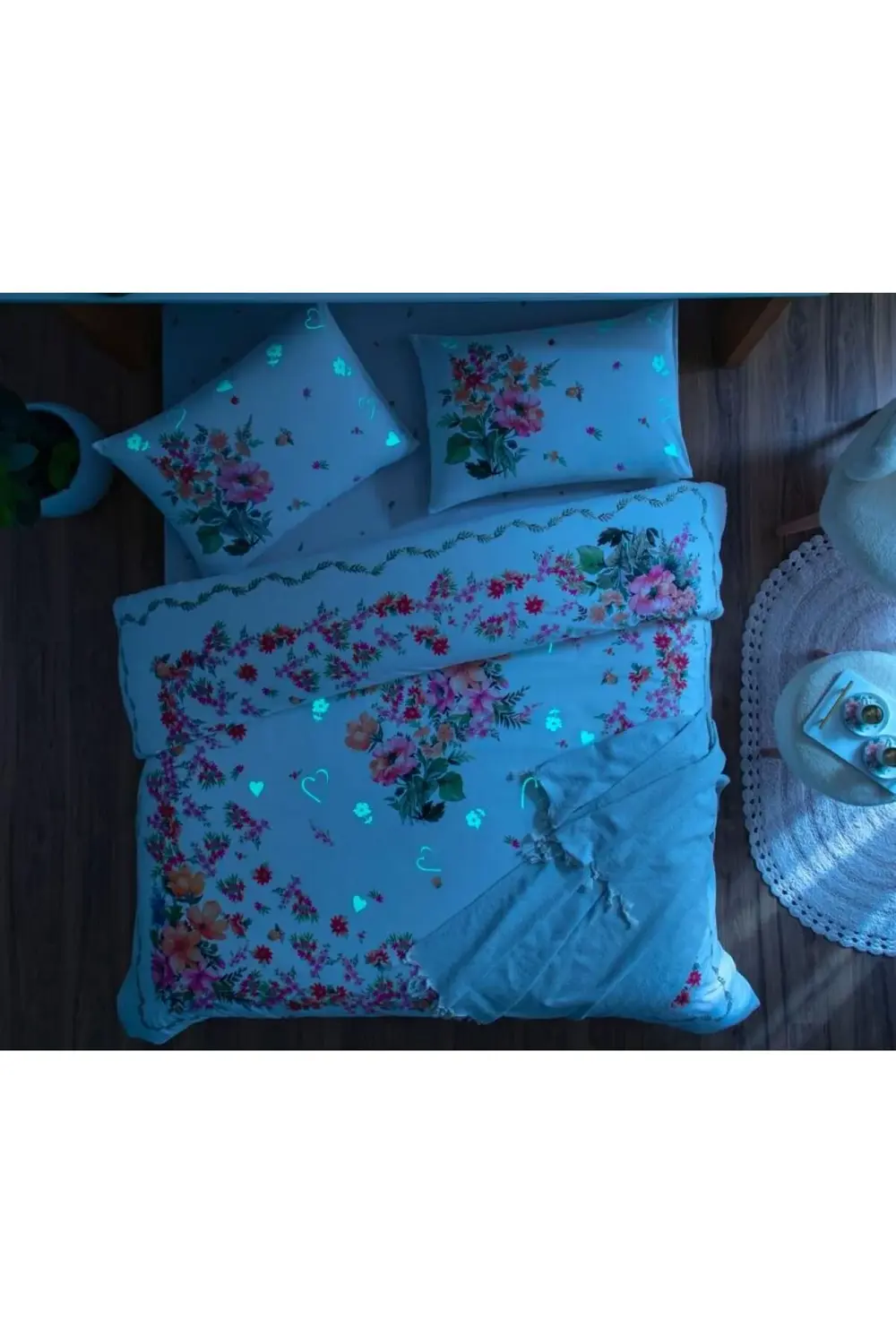 TAÇ THROWLU RANFORCE ÇİFT KİŞİLİK NEVRESİM TAKIMI PETUNİA PEMBE (