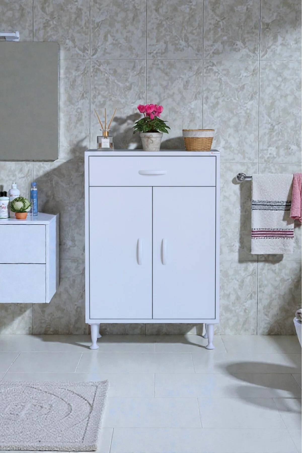 Taha 60 cm 3 Bölmeli Beyaz Çok Amaçlı Dolap 2 Raflı Banyo Mutfak Taha 60 cm 3 Bölmeli Beyaz Çok Amaçlı Dolap 2 Raflı Banyo Mutfak