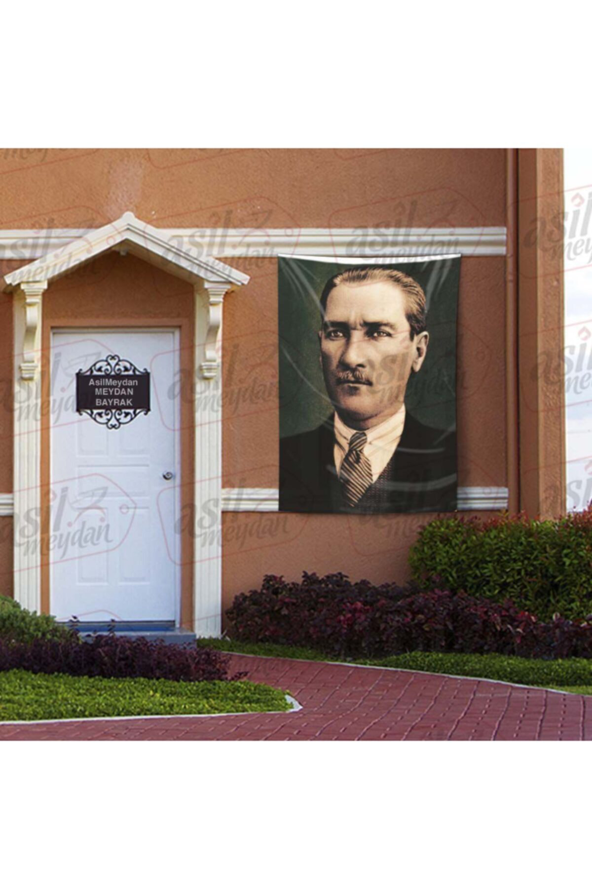 Asilmeydan Takım Elbiseli Gazi Mustafa Kemal Atatürk Portre - Poster Bayrak