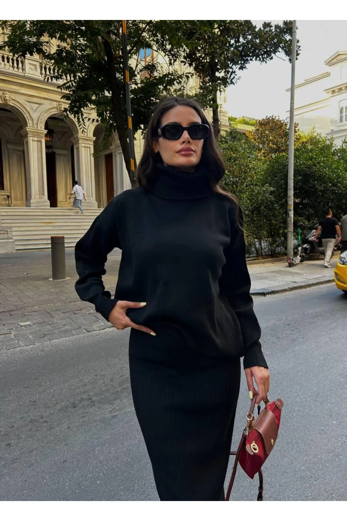 TAM BALIKÇI DÜZ ETEKLİ KADIN TRİKO TAKIM
