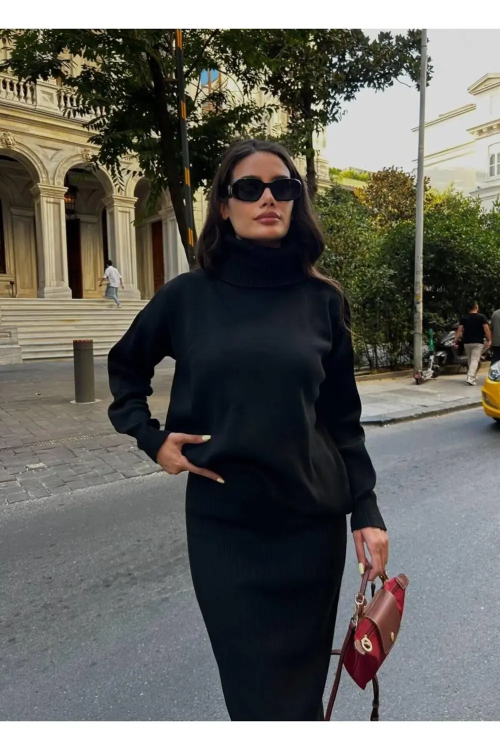 TAM BALIKÇI DÜZ ETEKLİ KADIN TRİKO TAKIM