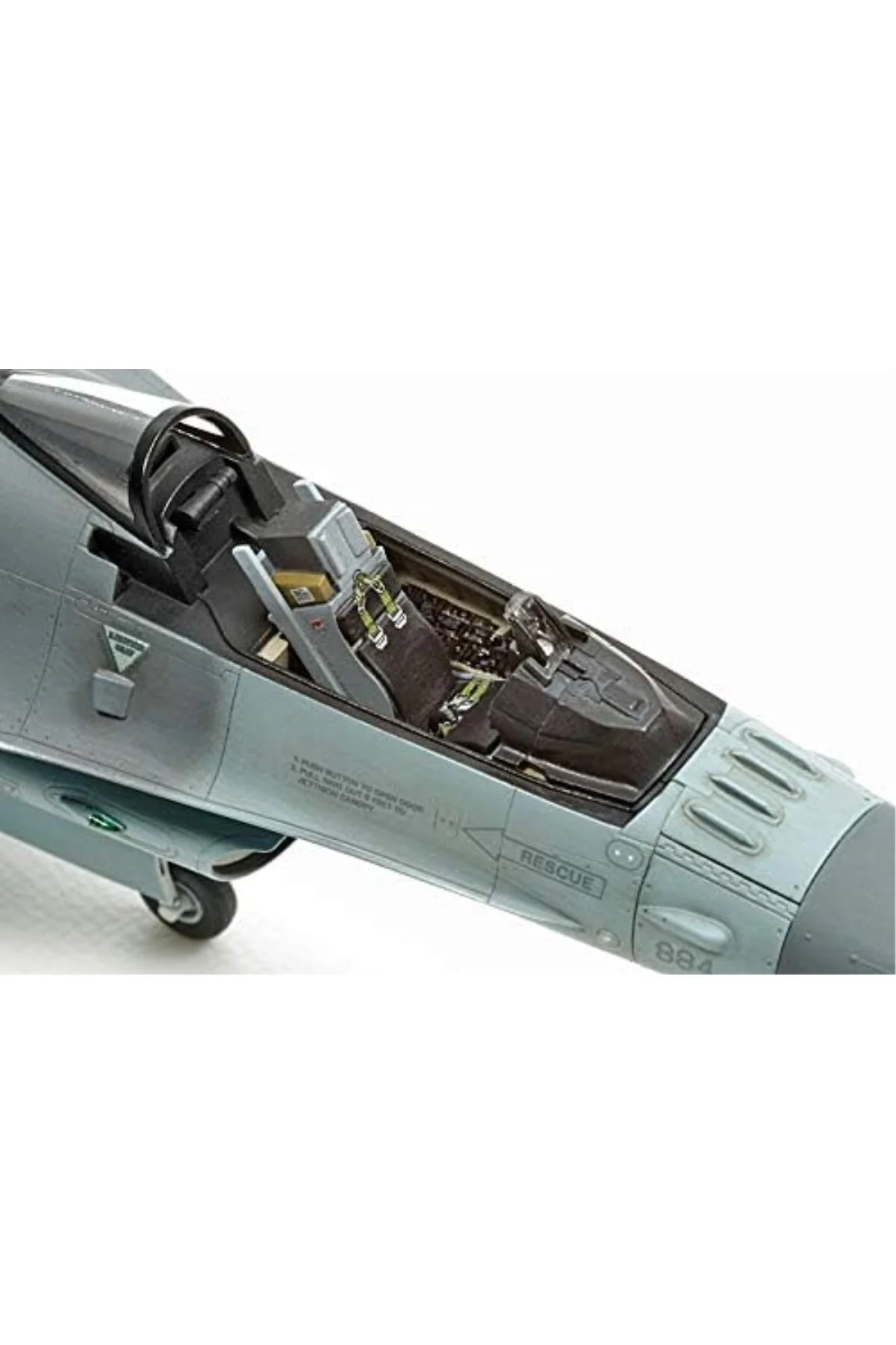 TAM60786 300060786-1:72 US F-16CJ Fighting Falcon