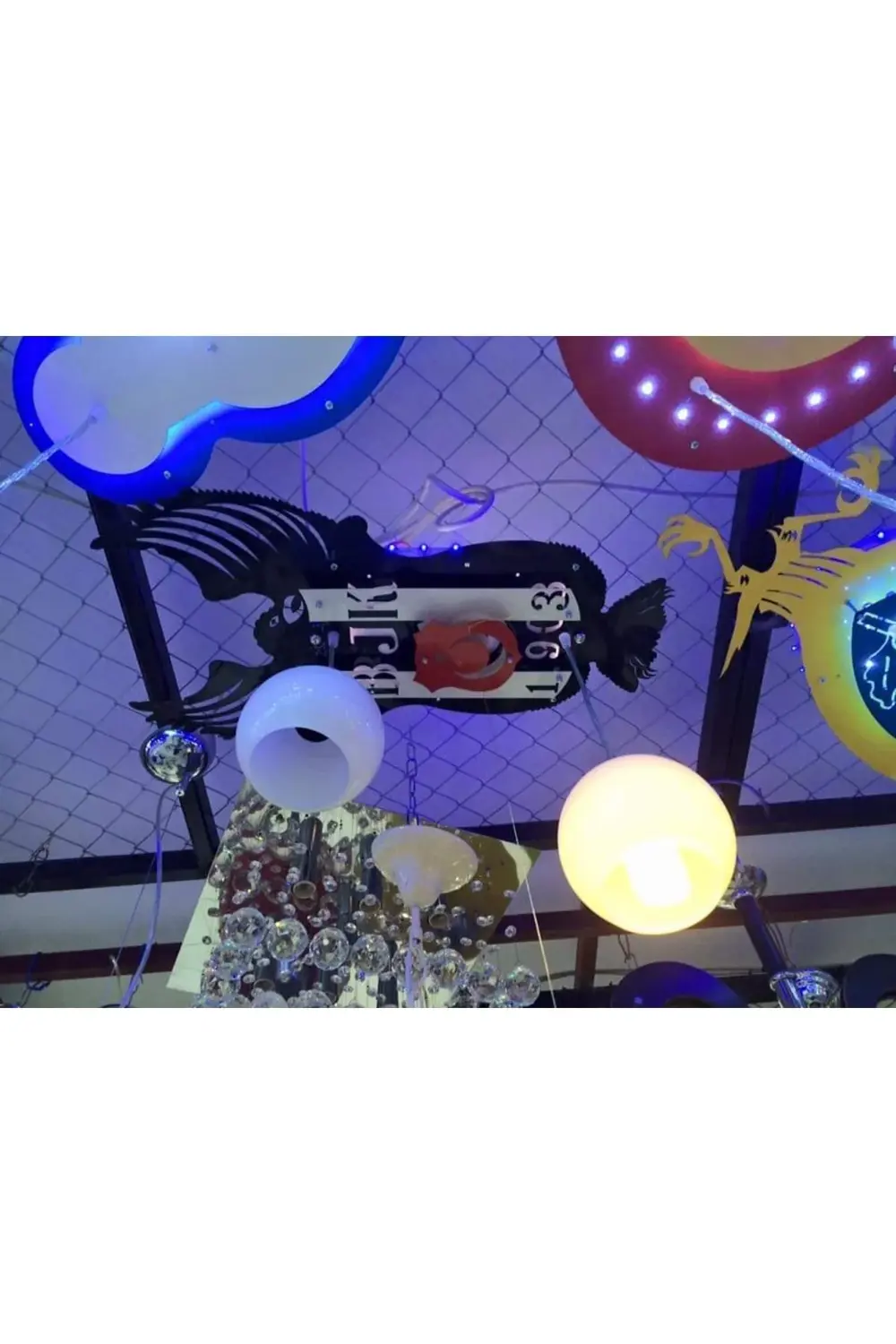 Taraftar Çocuk Avizesi Siyah Beyaz Apex Ledli