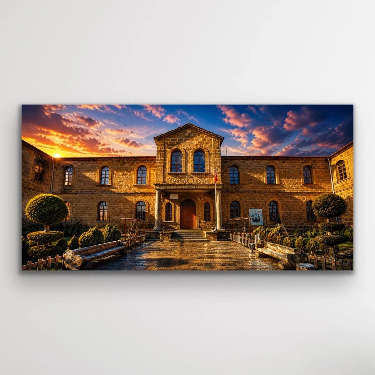 Tarihi Yozgat Lisesi Kanvas Tablo 60X120 CM - Çerçevesiz Duvar Sanatı