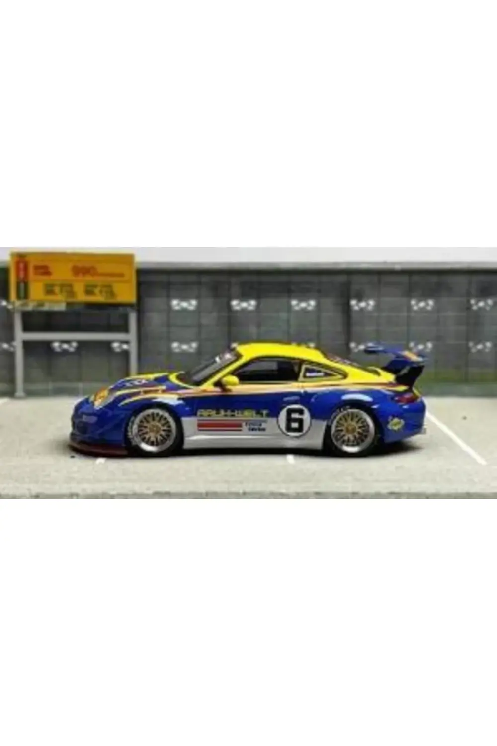 Tarmac RWB 997 FuelFest Tokyo 2023  1/64 Model Araba