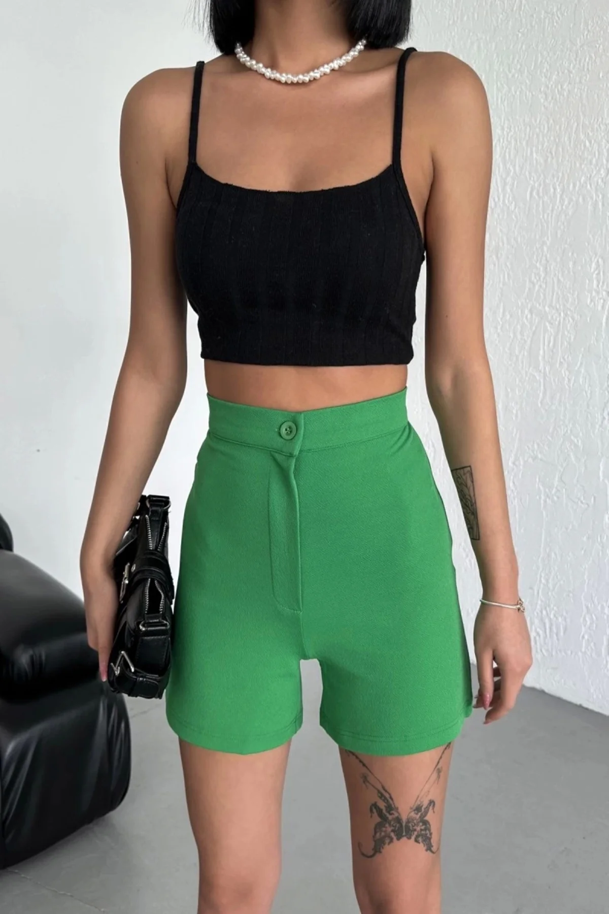 Tarz ve Rahatlığı Bir Arada Sunan Yüksek Bel Esnek Likralı Krep Ş