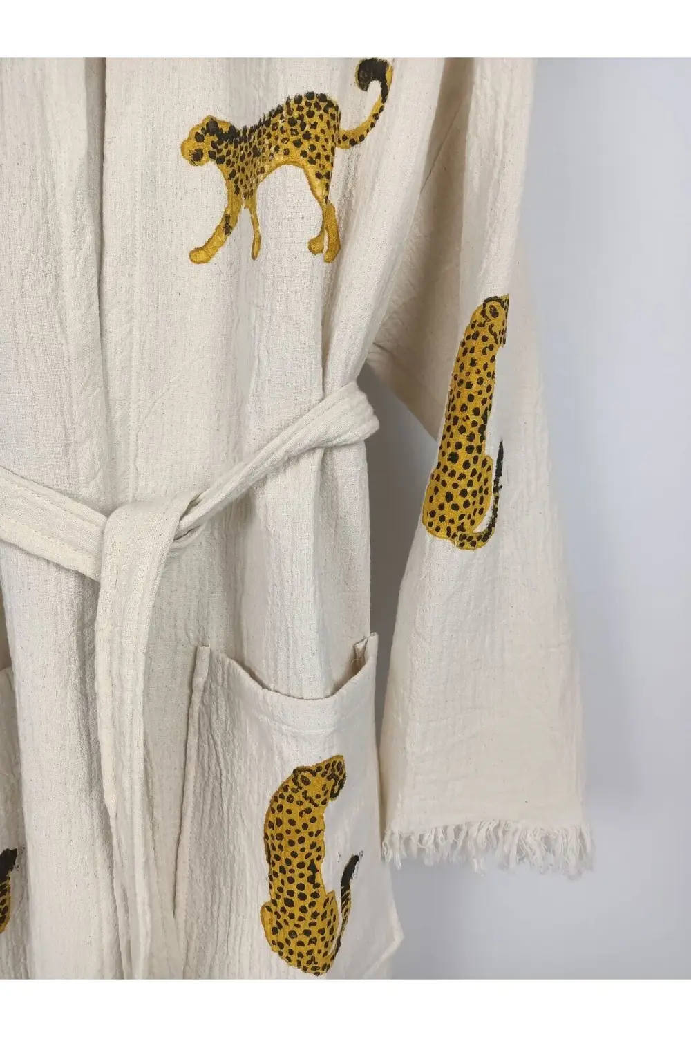 Taş Baskı Bornoz Tiger