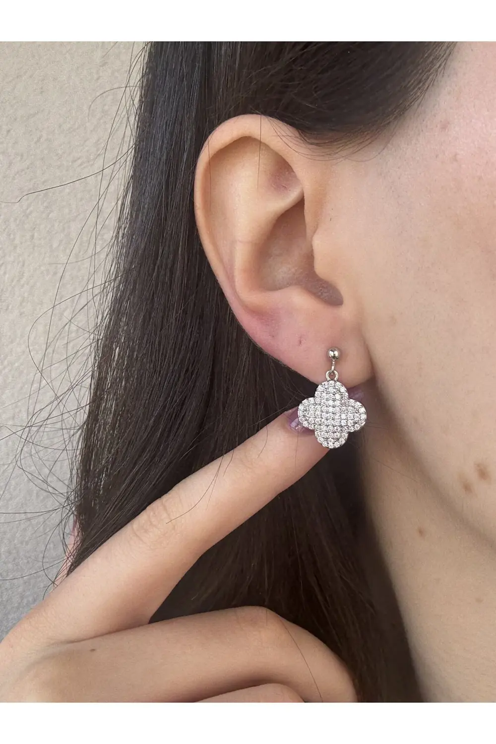 Atelier Emine Taş Kaplama Yonca Küpe