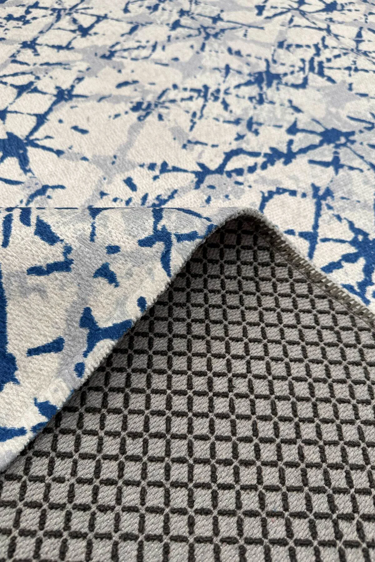 Tasarım Şönil Halı Kilim Yolluk Kaymaz Kendinden Saçaklı Yıkanabi