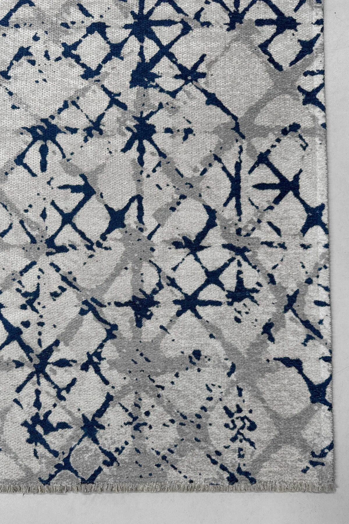 Tasarım Şönil Halı Kilim Yolluk Kaymaz Kendinden Saçaklı Yıkanabi