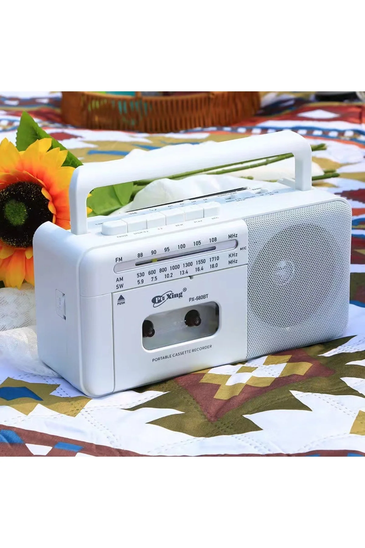 Taşınabilir nostaljik radyo kaset çalar FM radyo USB MP3 player Bluetooth hoparlör beyaz