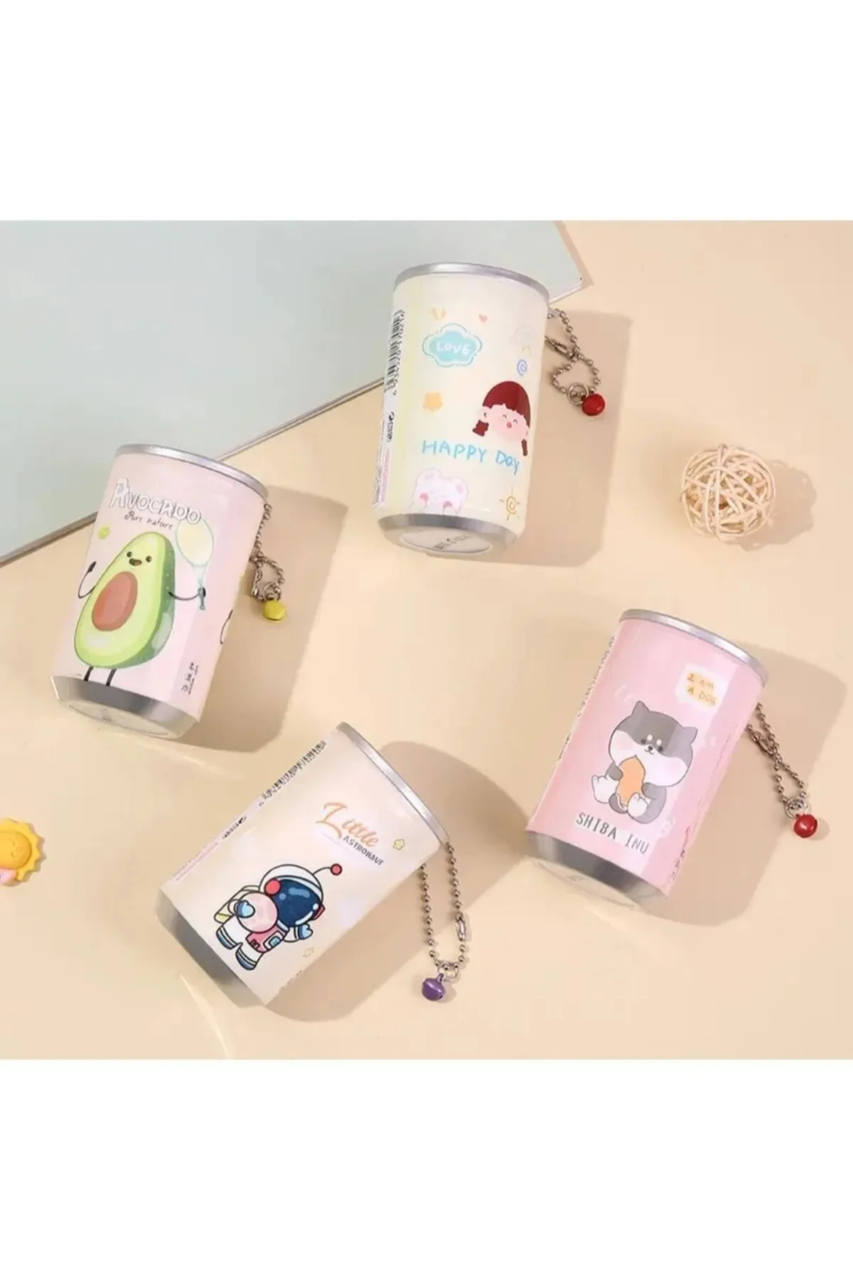 Taşınabilir Sevimli Kola Şişeli Anahtarlıklı Islak Mendil Kutusu