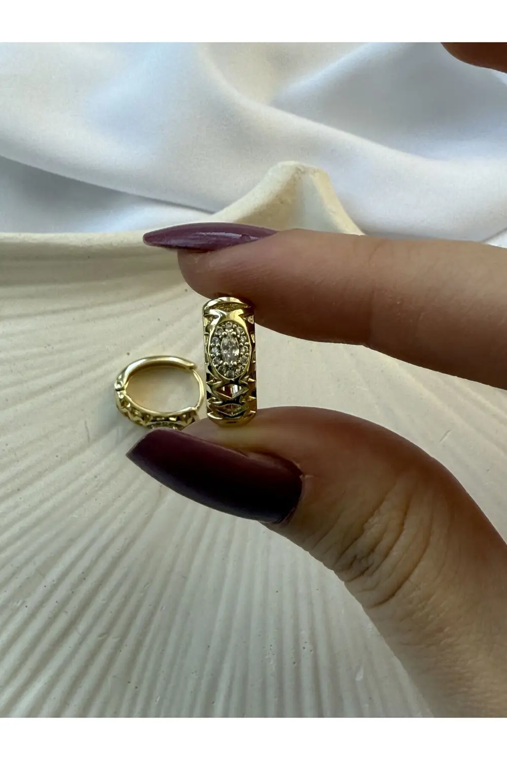 Atelier Emine Taşlı Çelik Küpe