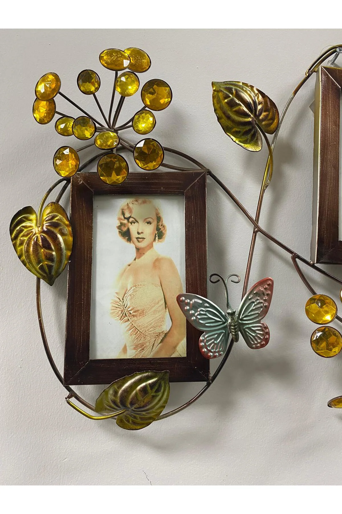 Taşlı Dekoratif Duvar Resim Çerçevesi 3 Lü 66x37cm