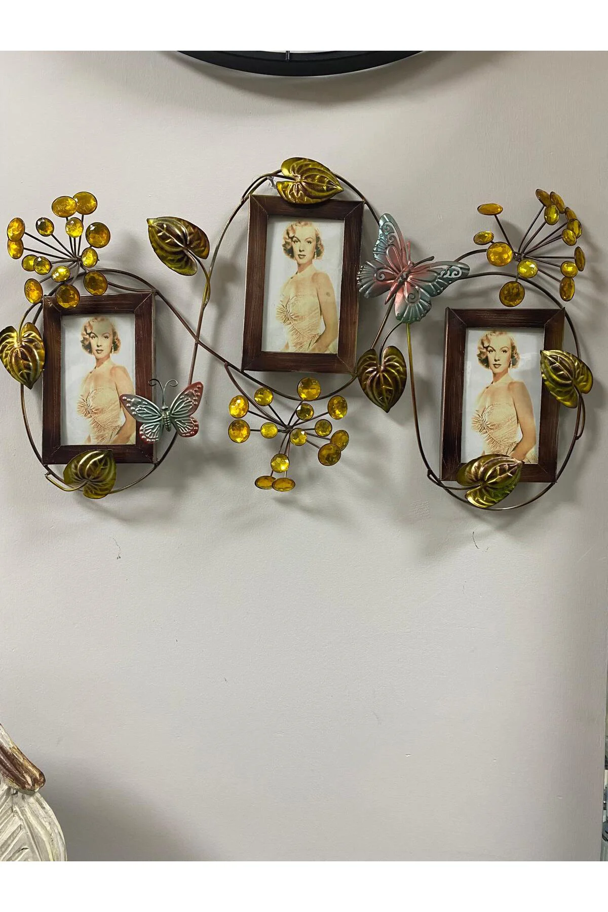 Taşlı Dekoratif Duvar Resim Çerçevesi 3 Lü 66x37cm