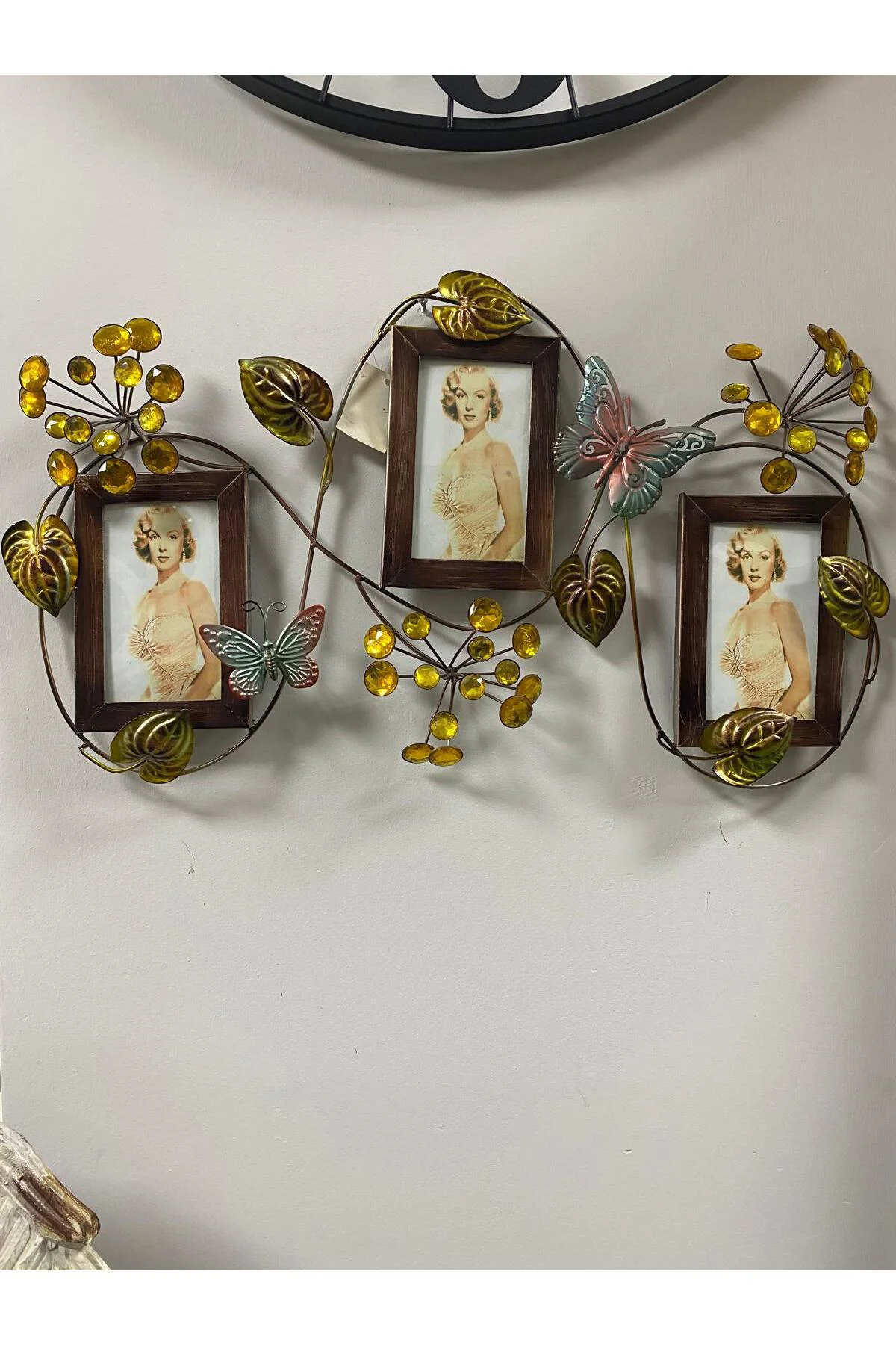 Taşlı Dekoratif Duvar Resim Çerçevesi 3 Lü 66x37cm