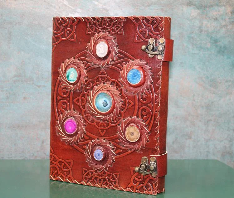 Taşlı Deri Defter Ksk3156 – Şık Tasarım ve Dayanıklı Deri Kapaklı Günlük Defter Fiyatı, Yorumları ve Özellikleri