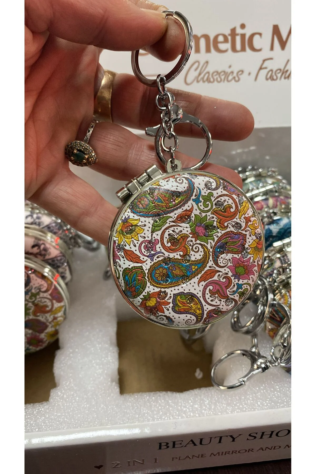 Taşlı El Aynası Anahtarlık 6 cm