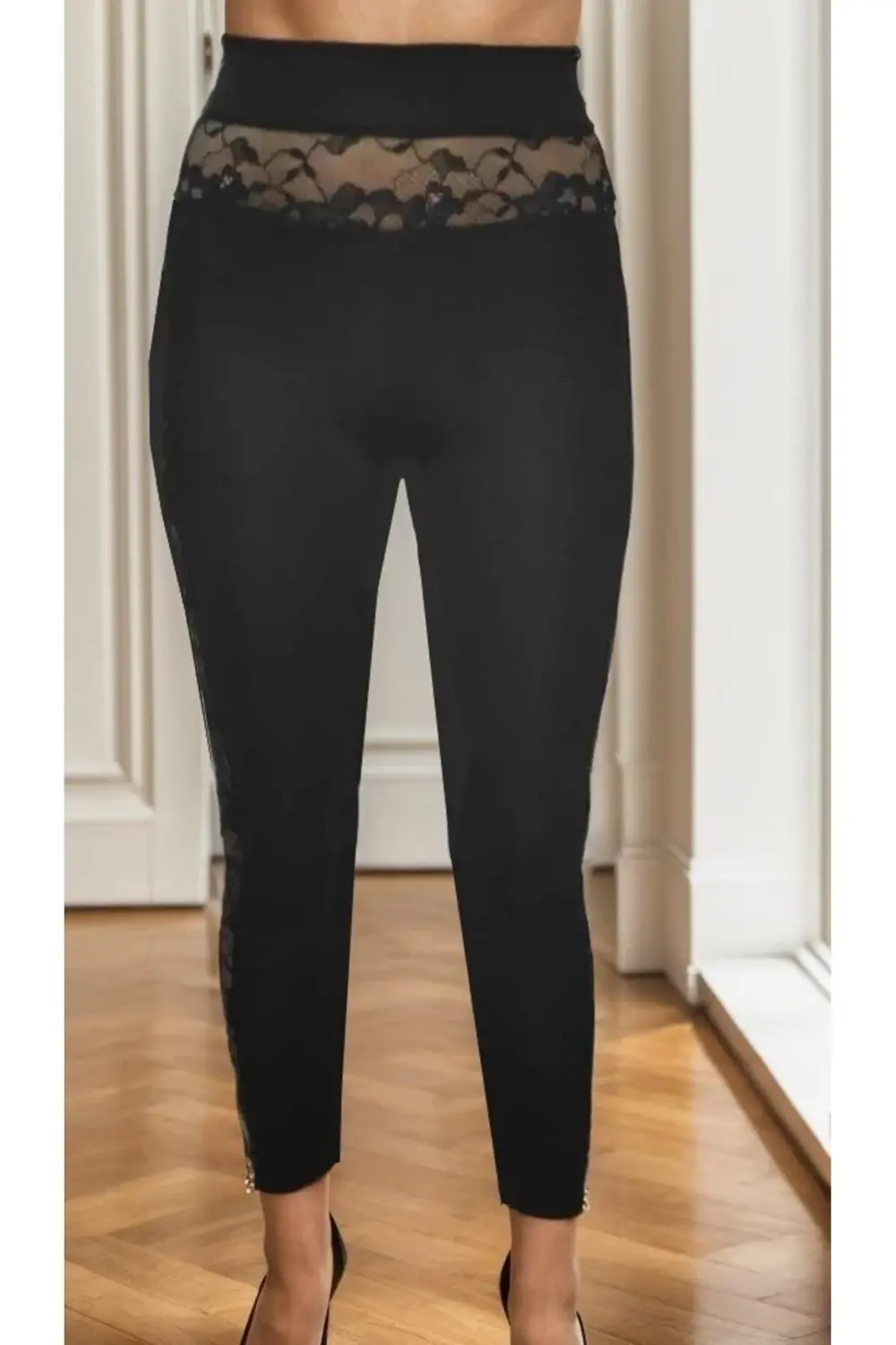 Taşlı Tavuskuşu Model 1