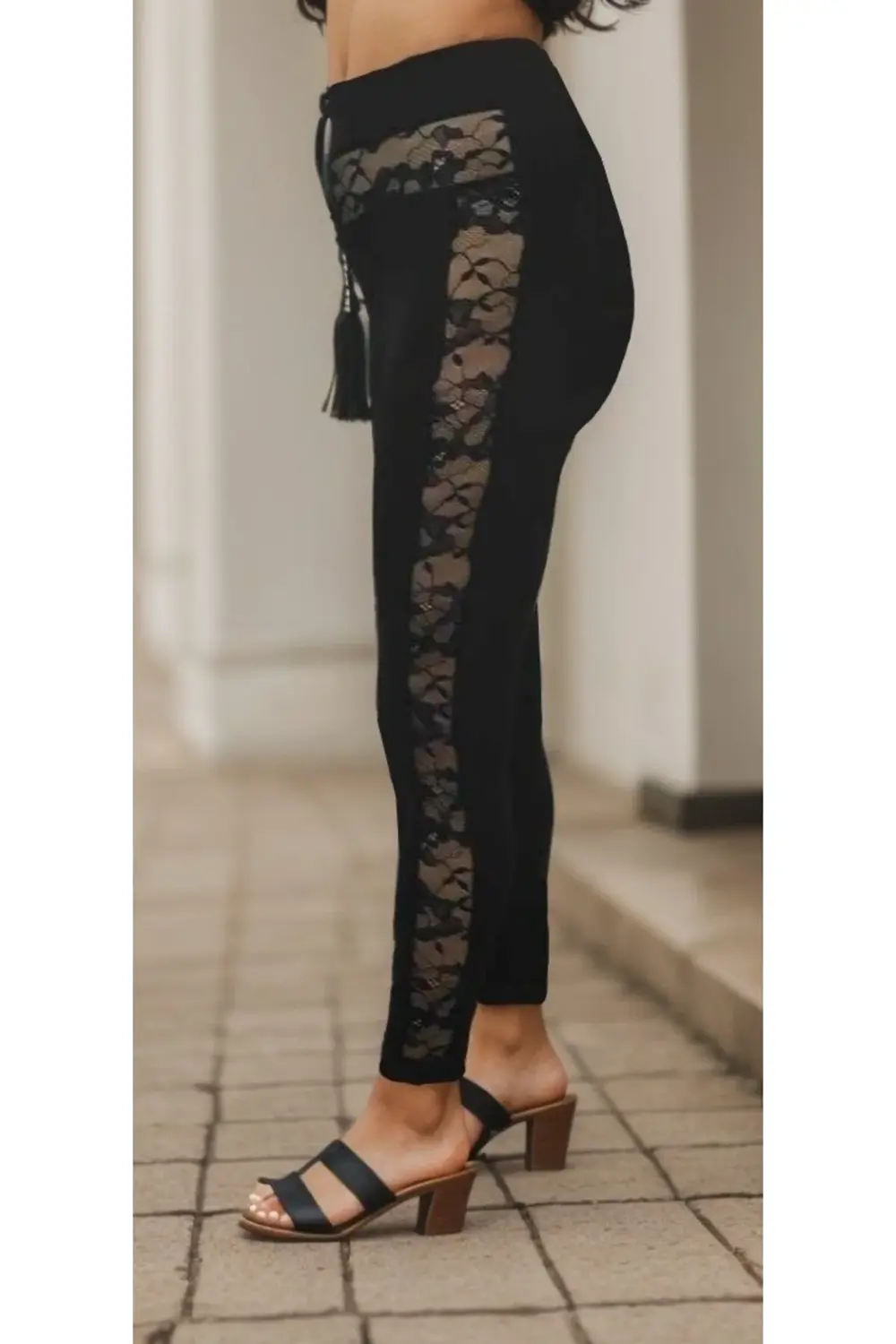 Taşlı Tavuskuşu Model 1