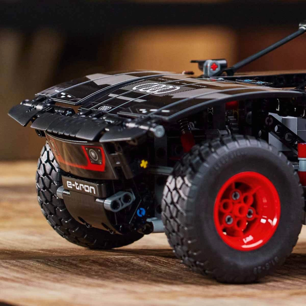 Technic Audi RS Q e-ron 42160 Technic Audi RS Q e-ron 42160