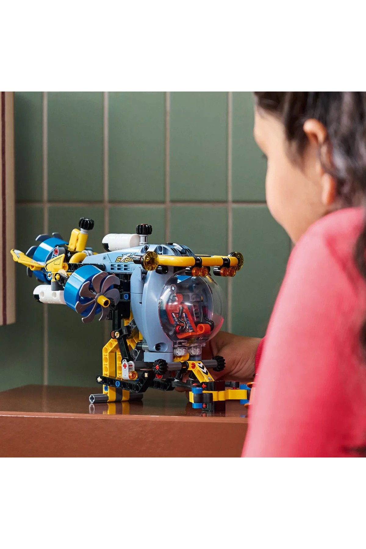Lego ® Technic Derin Deniz Araştırma Denizaltısı 42201 - 9+ Çocuklar İ
