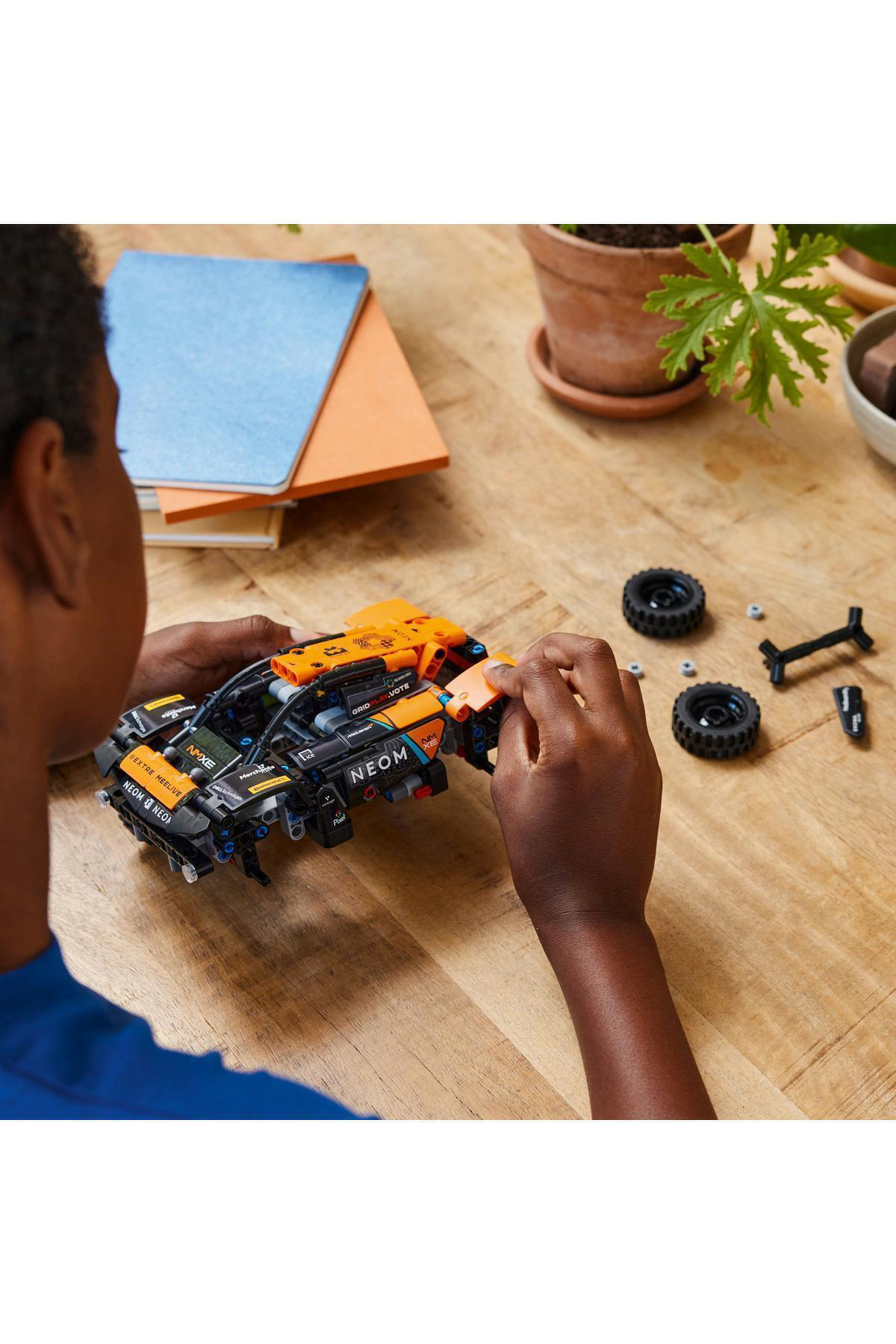 Lego ® Technic Neom Mclaren Extreme E Race Car 42166 - 7+ Çocuklar İçi