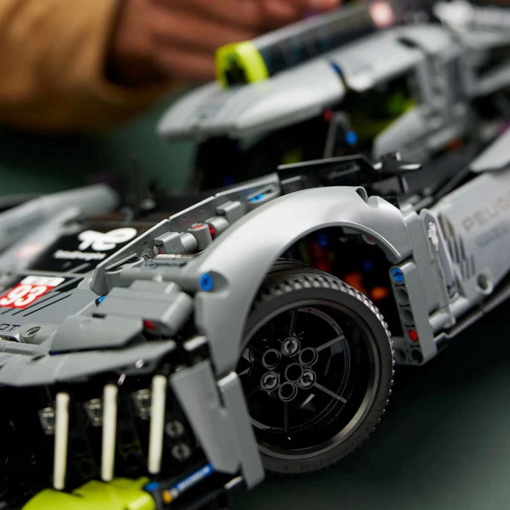 Technic PEUGEOT 9X8 24H Le Mans Hybrid Hypercar 42156 Technic PEUGEOT 9X8 24H Le Mans Hybrid Hypercar 42156