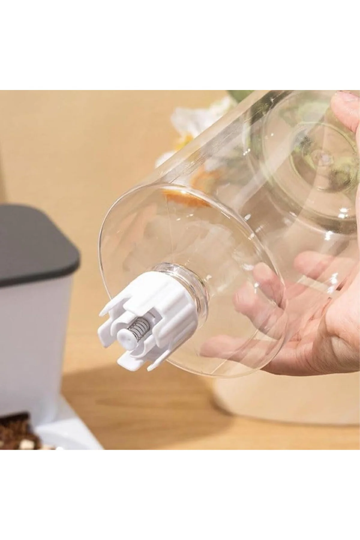 TechTic Otomatik Kedi&Köpek Mama Su Kabı 2'si 1 Arada Su Sebili E