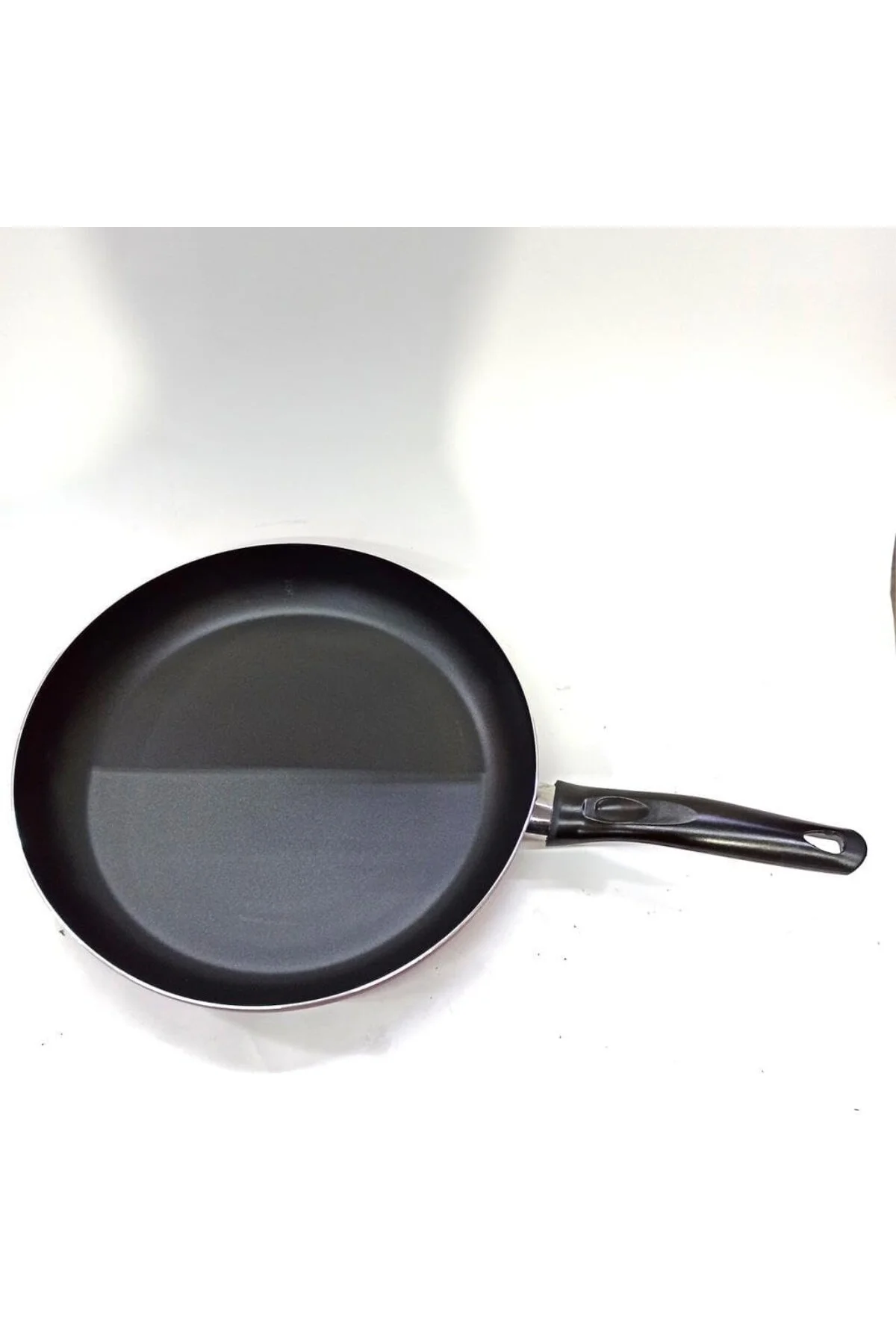 Teflon 30 cm Çapında Piyasa Malı 1.5 mm İnce Aliminyum Kızartma Tavası