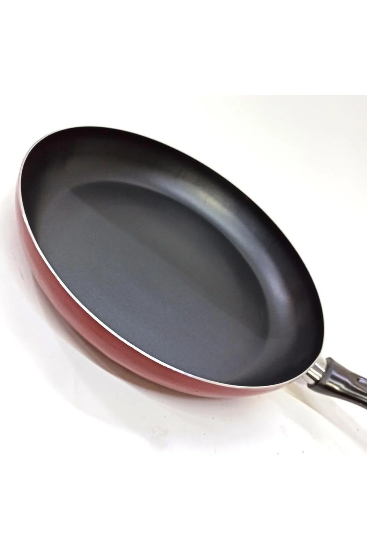 Teflon 30 cm Çapında Piyasa Malı 1.5 mm İnce Aliminyum Kızartma Tavası